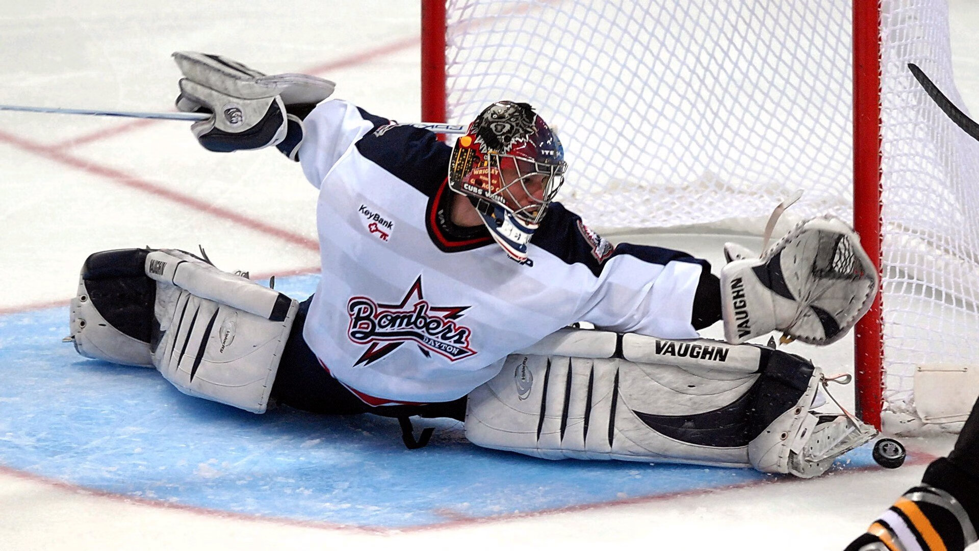 新王加冕还是旧神回归？阿尔卡拉斯拉沃尔杯鏖战，率队力克澳网冠军军团