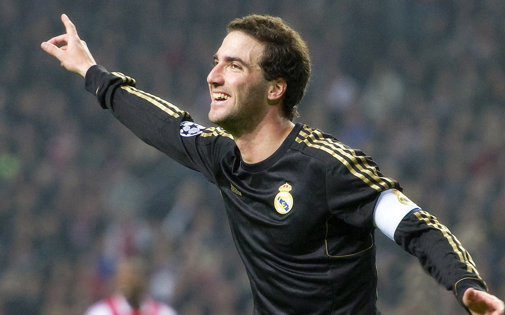 开云体育视频直播-绝境逆转，波尔领军日本队翻盘奥地利，亚洲足球的战术革命